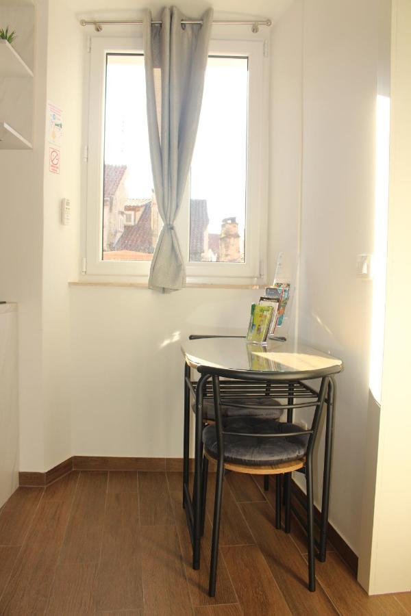 Luxury Rooms Rustic Chic สปลิท ภายนอก รูปภาพ